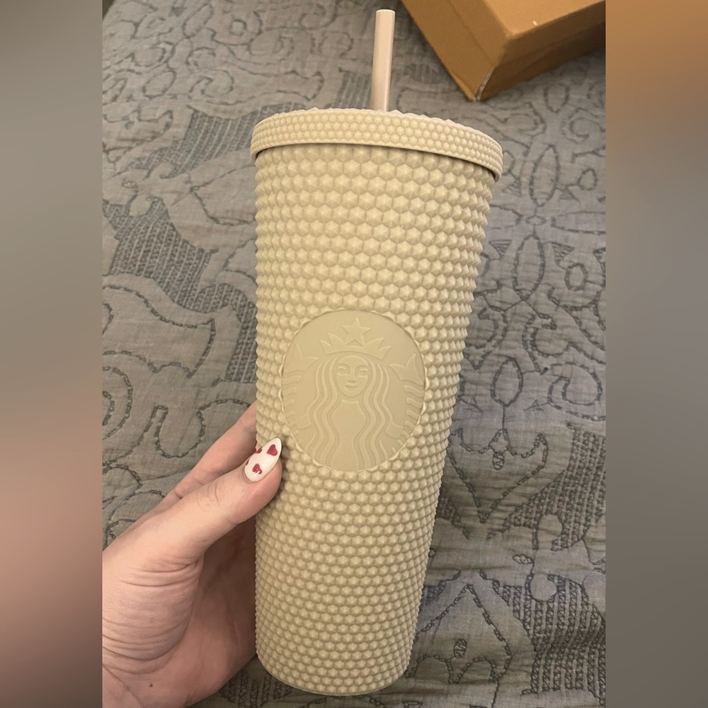 Starbucks China Milk Tea Studded matte cup